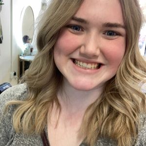 Meet your Posher, Petra